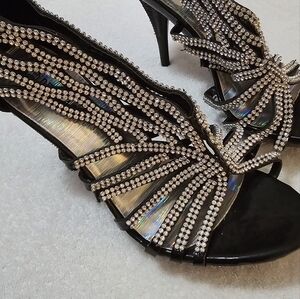 BRAND NEW RHINESTONE SHOWSTOPPERS!